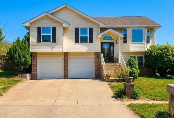 832854 4017 Fieldcrest Drive