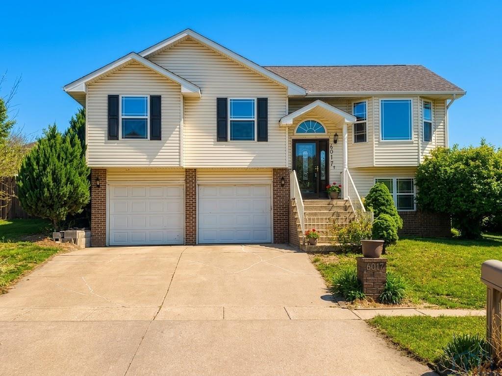 832854 4017 Fieldcrest Drive