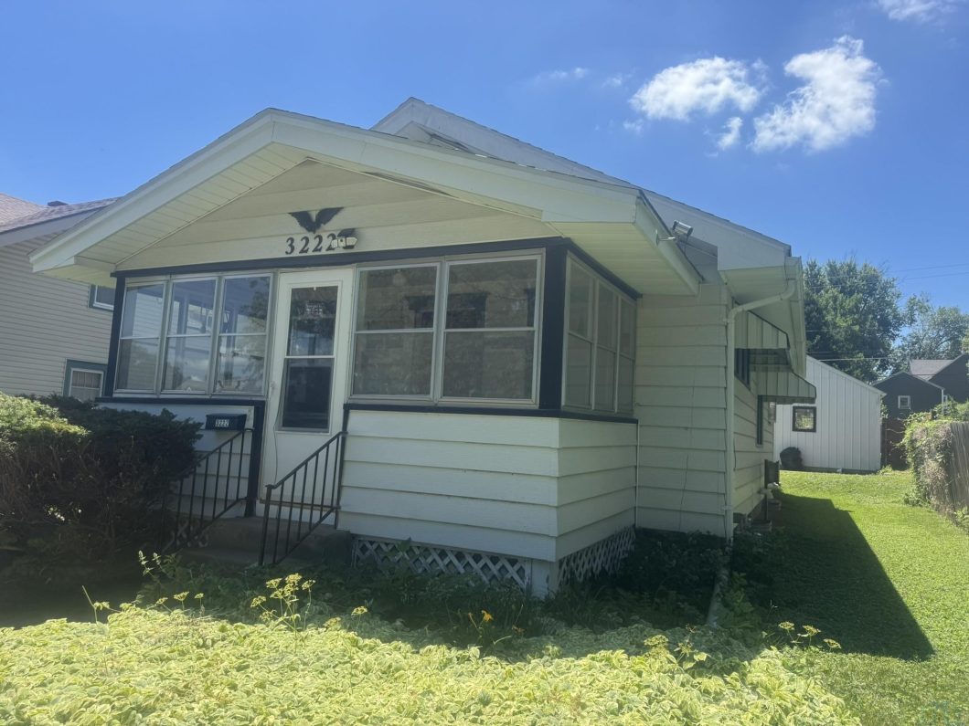 833774 3222 4th Ave Place